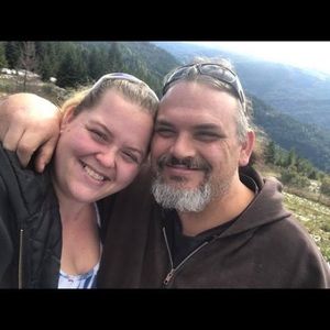 Meet your Posher, Eva